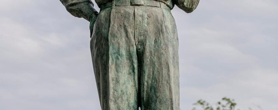 ８尺　不動三尊像 熊谷友児作 聖徳太子のブロンズ像 聖徳太子(小) 銅製 金箔 明治の巨匠 高村光雲作品 桐箱付 高岡銅器 送料無料 | 美術工芸の檜屋